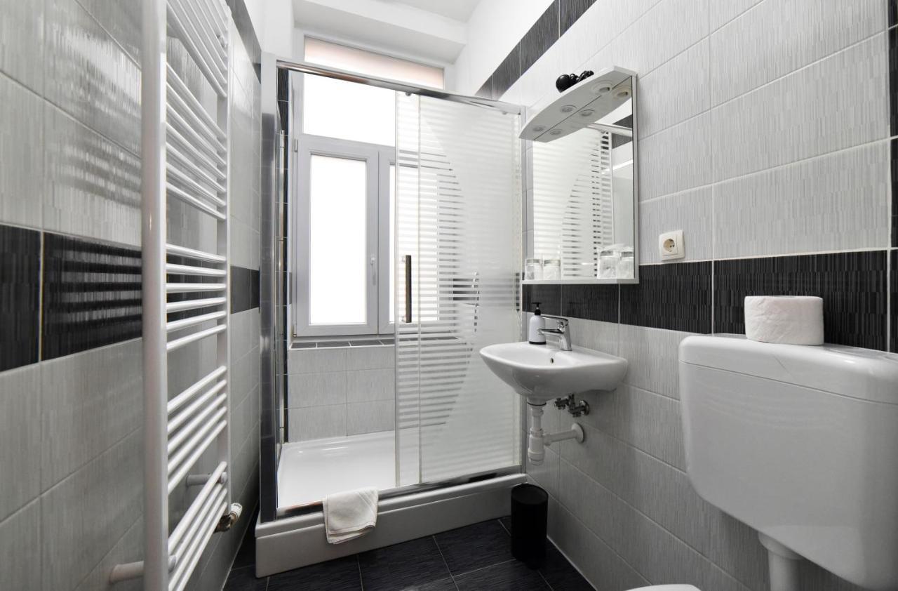Virtus Apartments And Rooms With Free Private Parking Zagreb Exterior foto