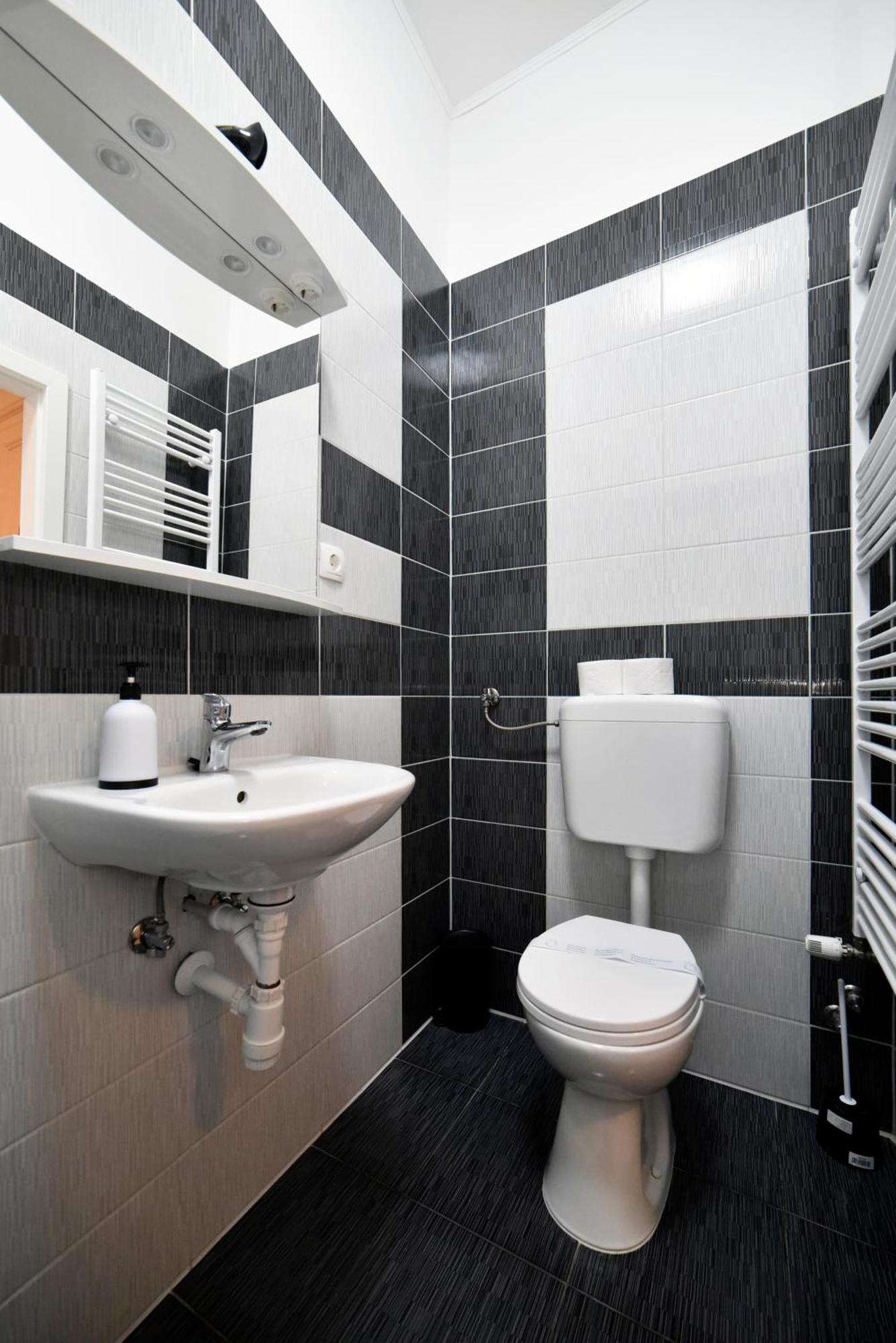Virtus Apartments And Rooms With Free Private Parking Zagreb Exterior foto